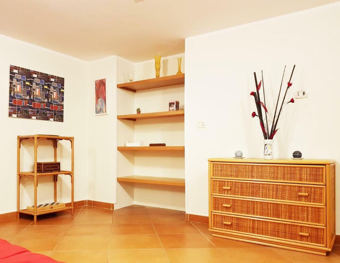 Vecchia - Spaccanapoli Naples